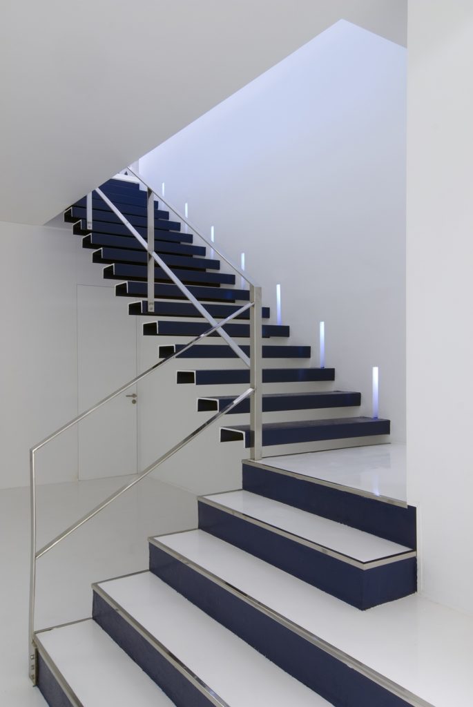 Diseño de óptica en Ponferrada. Escaleras