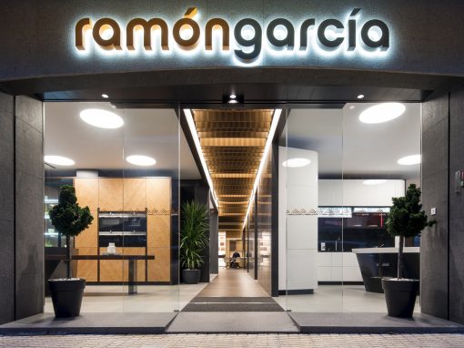Diseño de showroom de cocinas para Grupo Ramón García